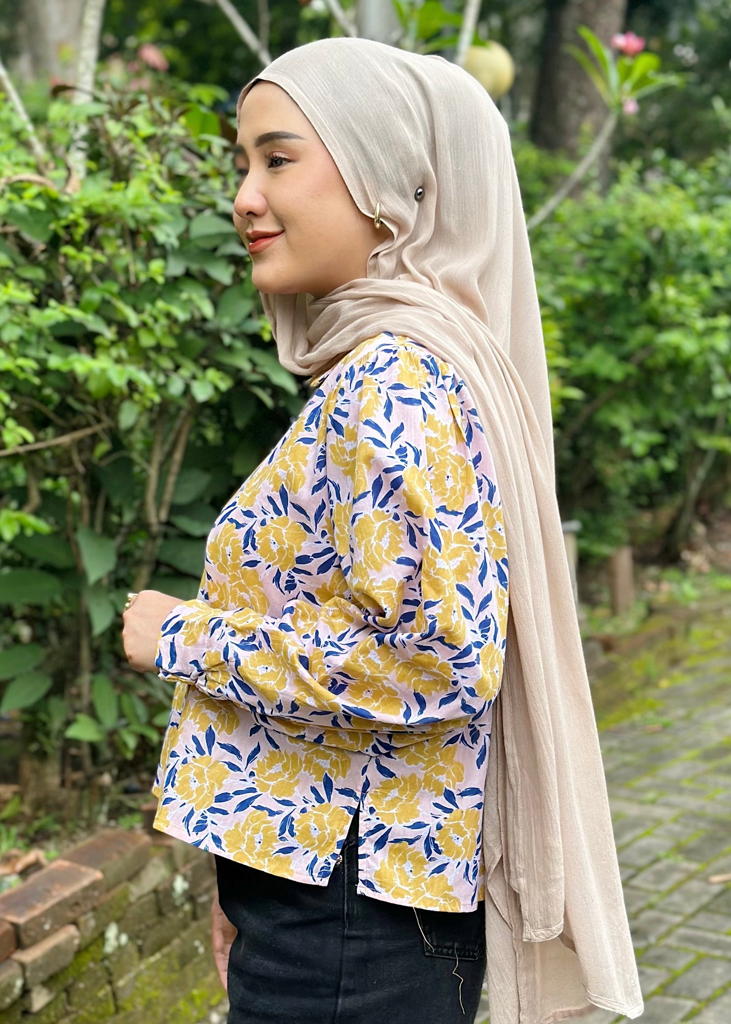 NONAETAL Hassie Top Long Sleeve Canary Yellow Print