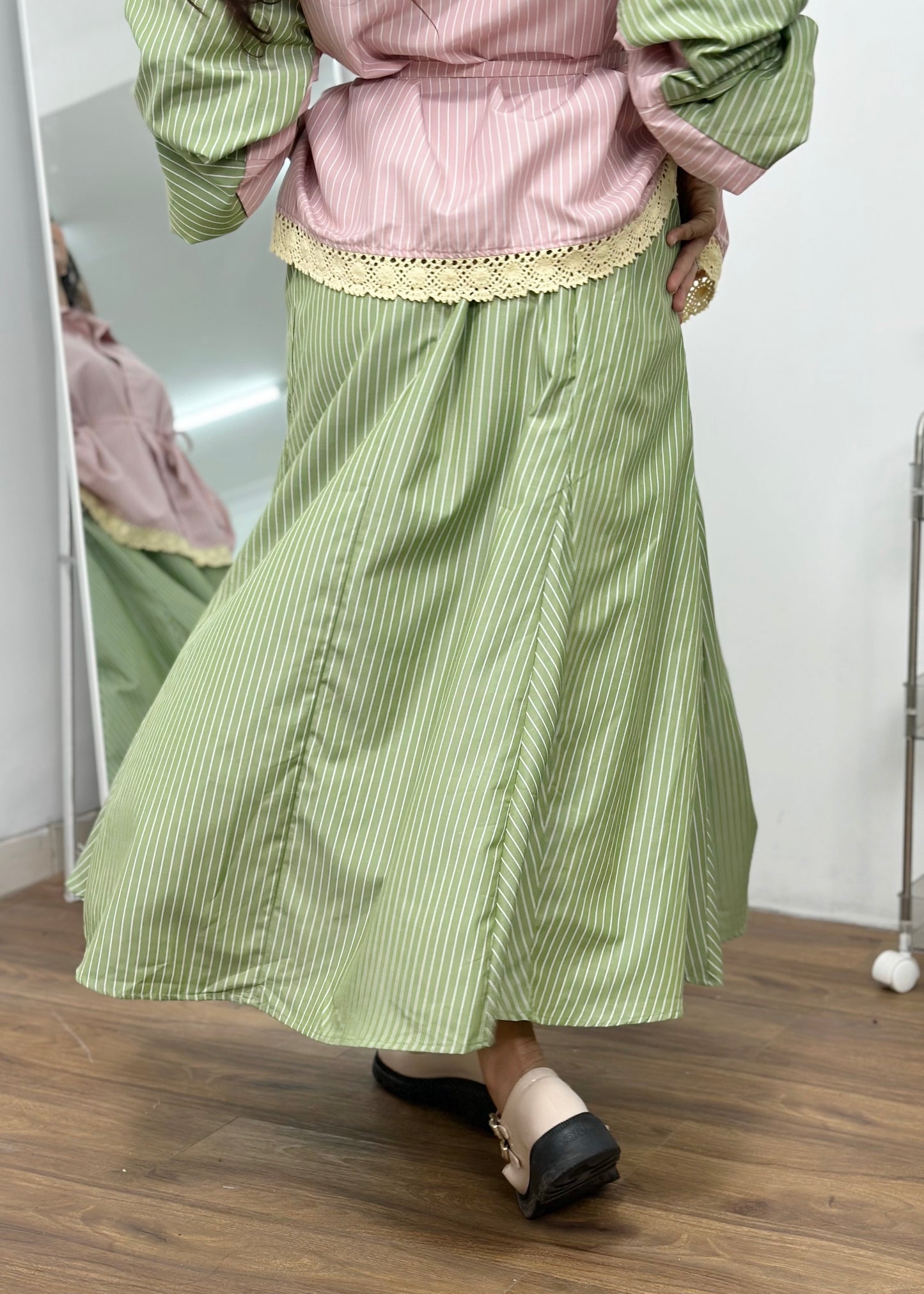 Nonaetal Nagoya Skirt Green Stripes