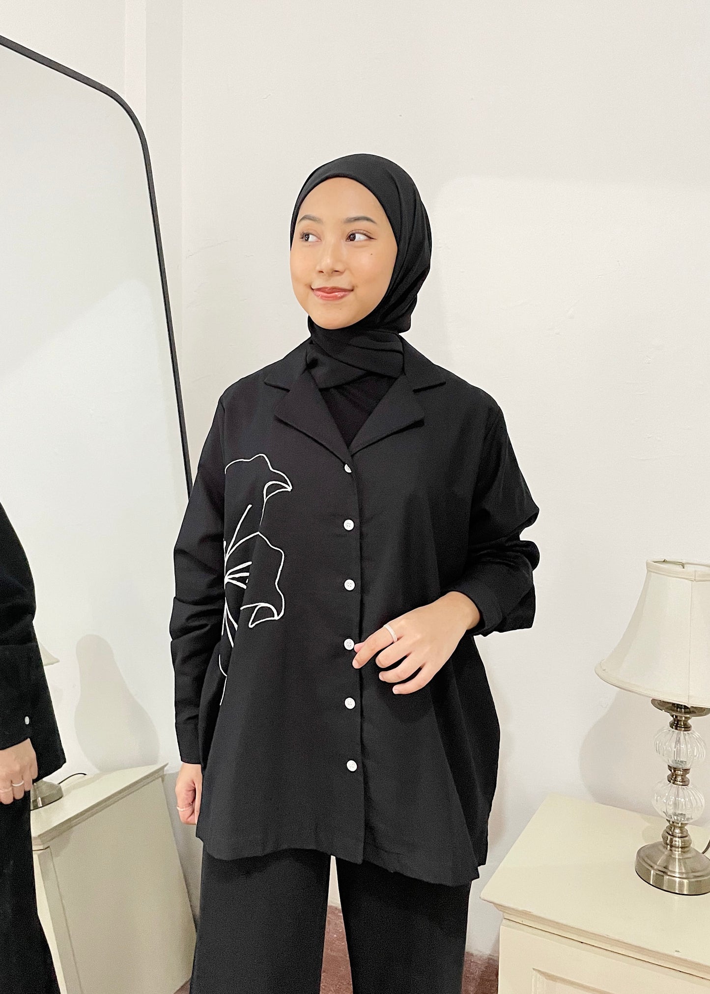 NONA Jemima Embro Shirt Long Sleeve Black