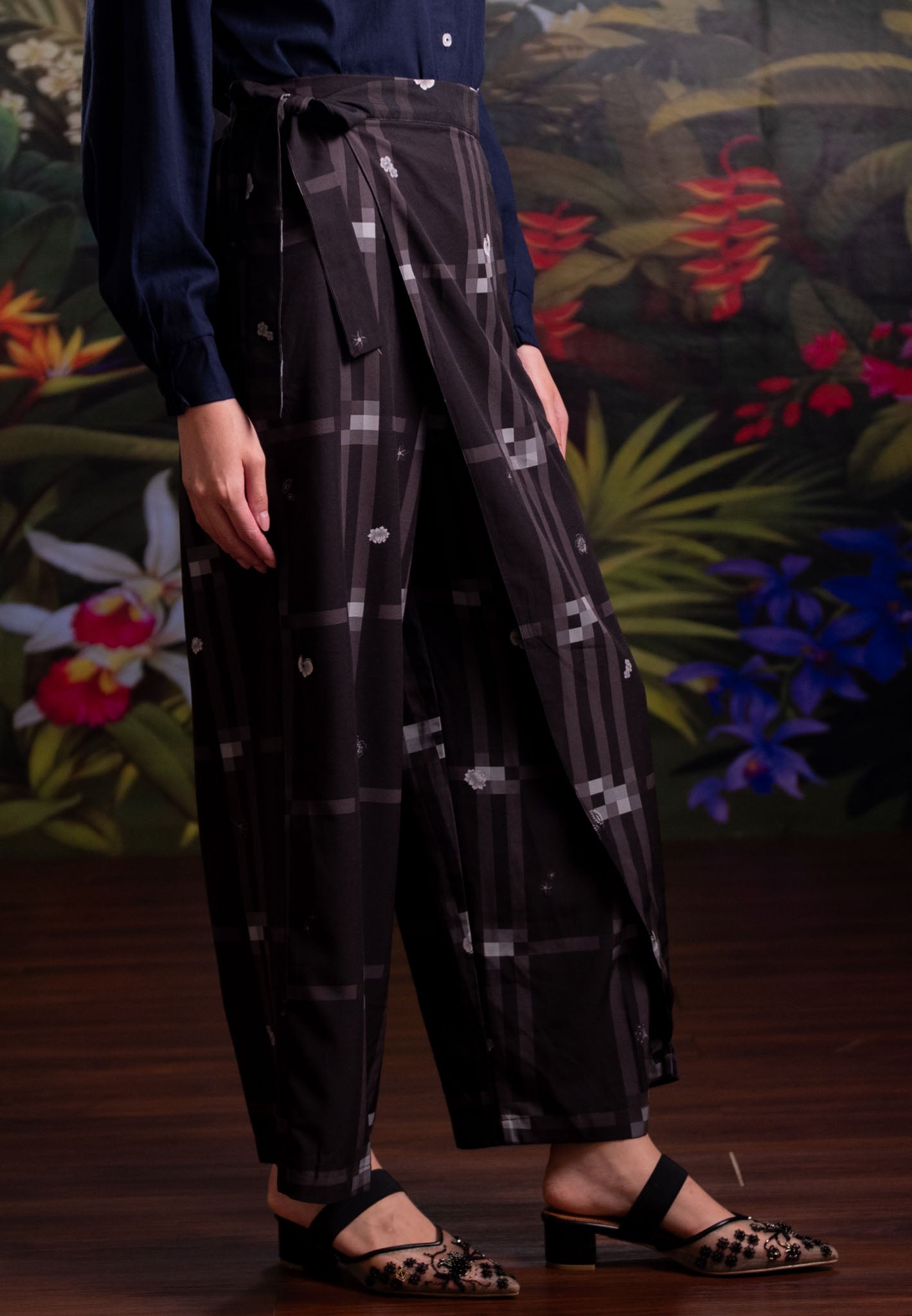 [PO 1 | START SHIPPING 16 FEB] NONAETAL Crimson Saroong Pants