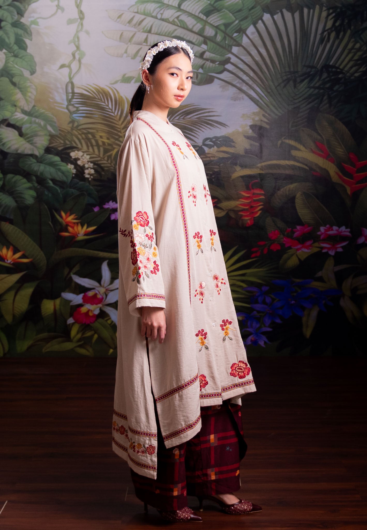 [PO 1 | START SHIPPING 16 FEB] NONAETAL Rafflesia Whisper Tunic Embroidery