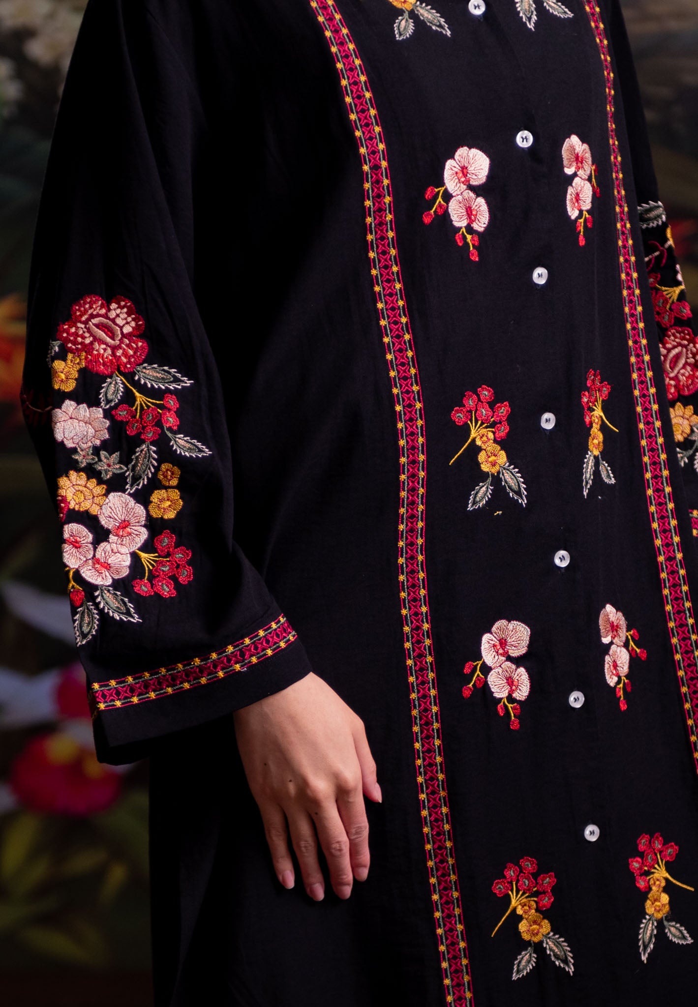 [PO 1 | START SHIPPING 16 FEB] NONAETAL Rafflesia Whisper Tunic Embroidery Extra Size (Set)