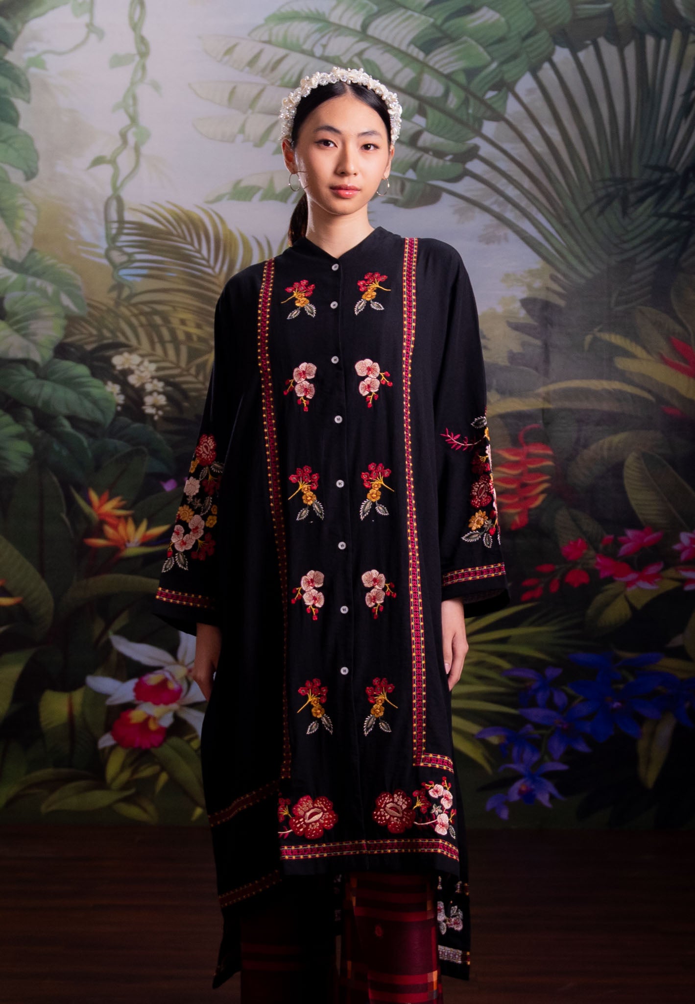 [PO 1 | START SHIPPING 16 FEB] NONAETAL Rafflesia Whisper Tunic Embroidery