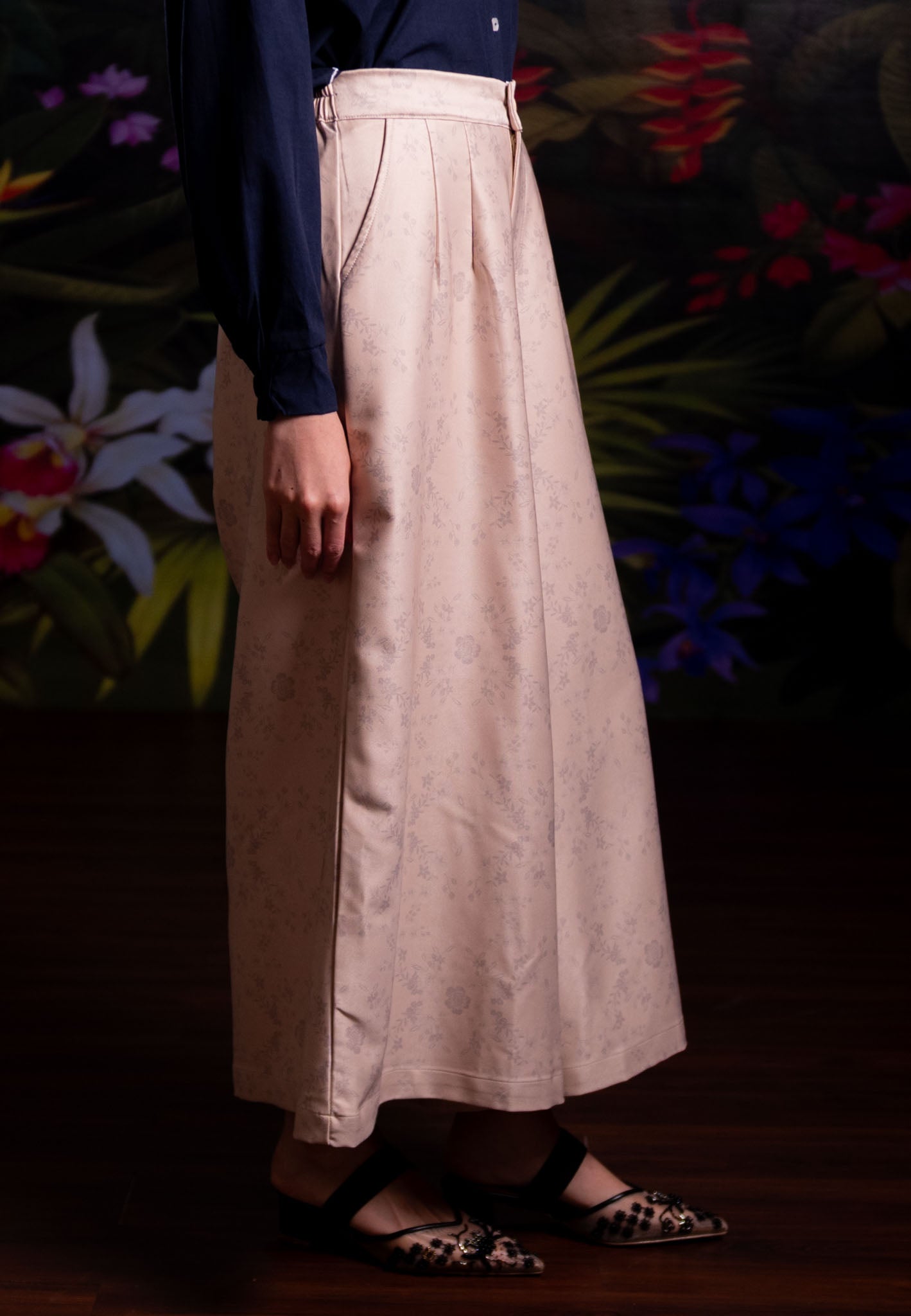 [PO 1 | START SHIPPING 16 FEB] NONAETAL Bougainville Nucifera Whisper Pants WInter Cream